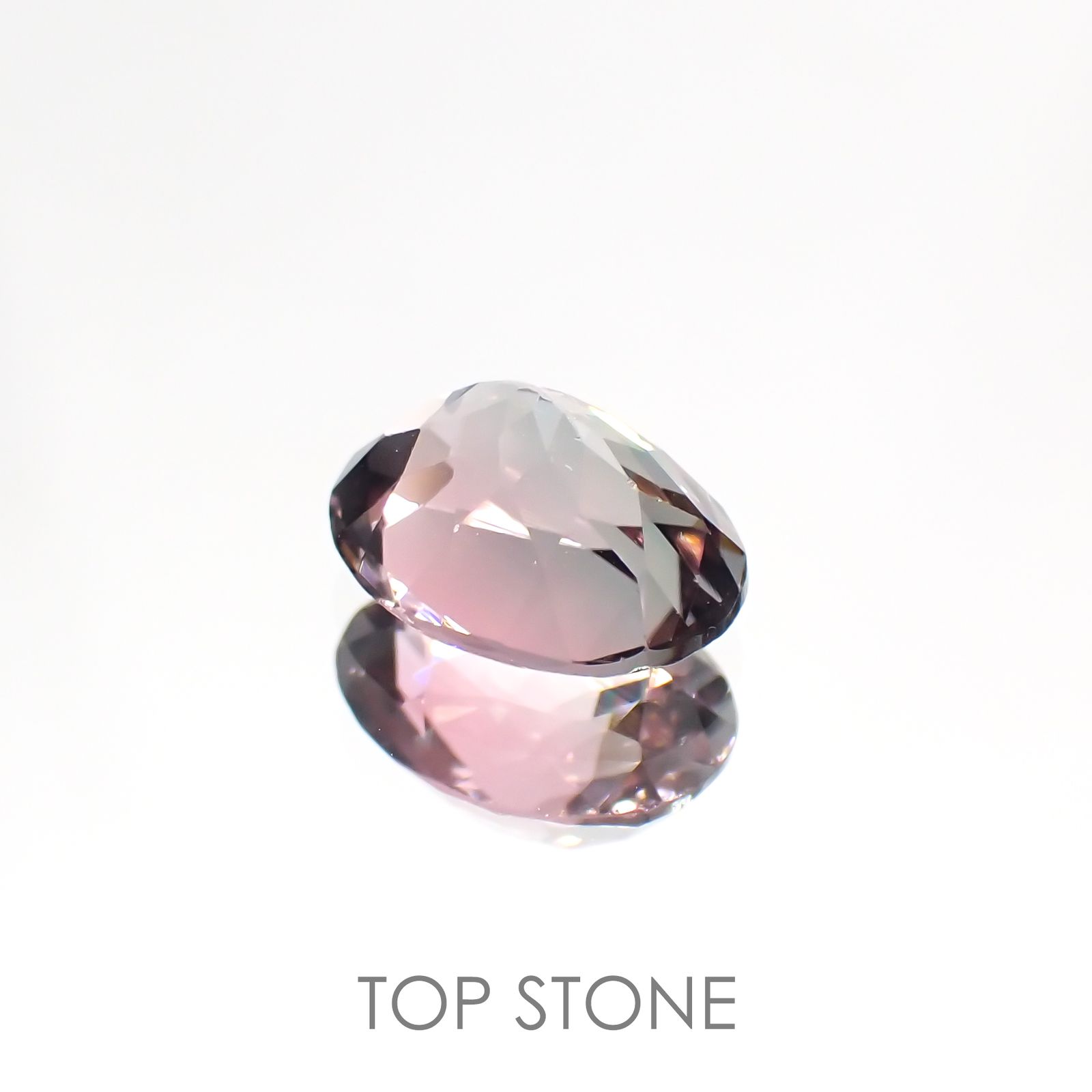 バイカラートルマリン(宝石名バイカラー・トルマリン) コンゴ民主共和国産 1.997ct ソ付(彩珠)[211013596]9×7.1mm前後