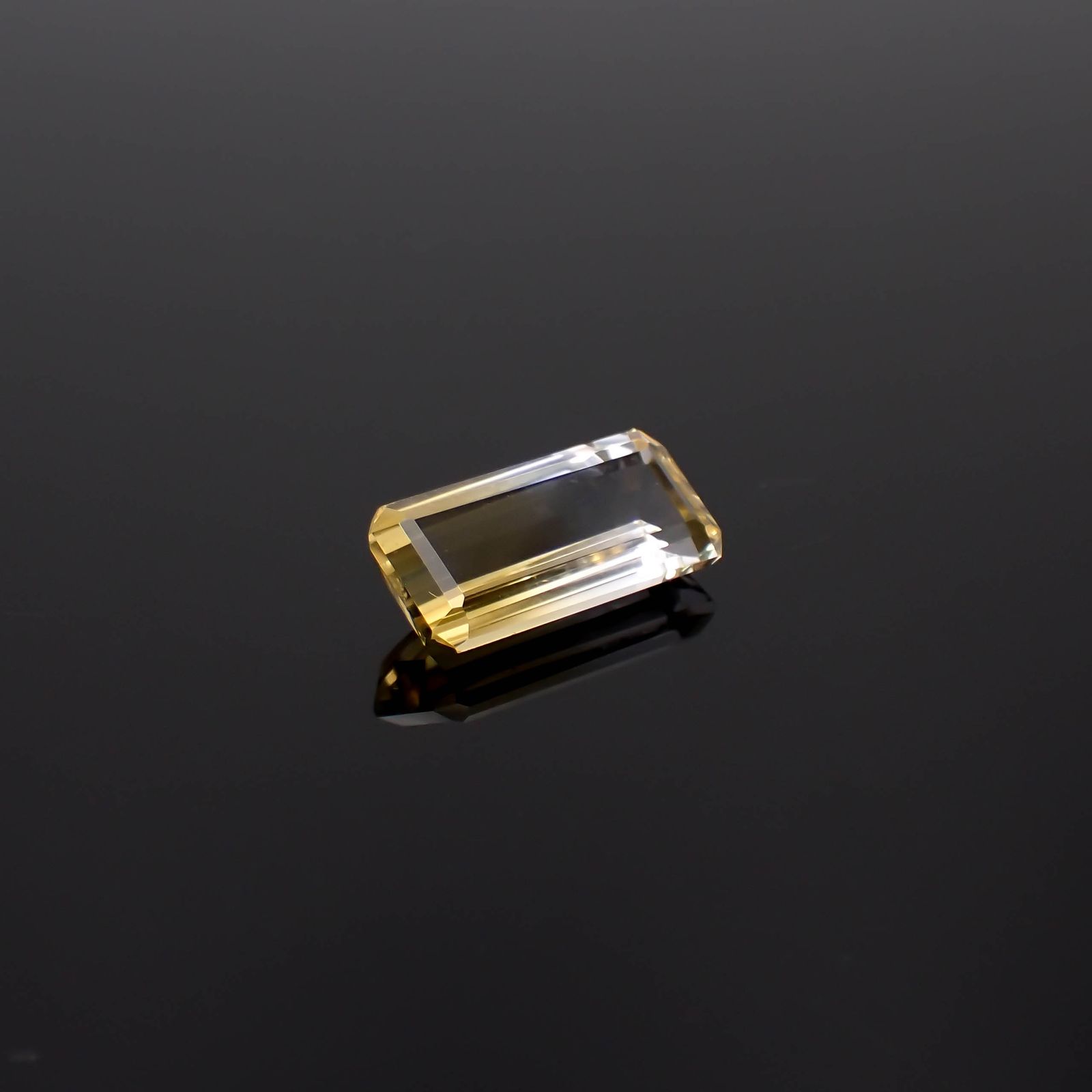 バイカラーシトリン ブラジル・ミナスジェライス州産 6.19ct[240326467]17.1x8.1mm前後