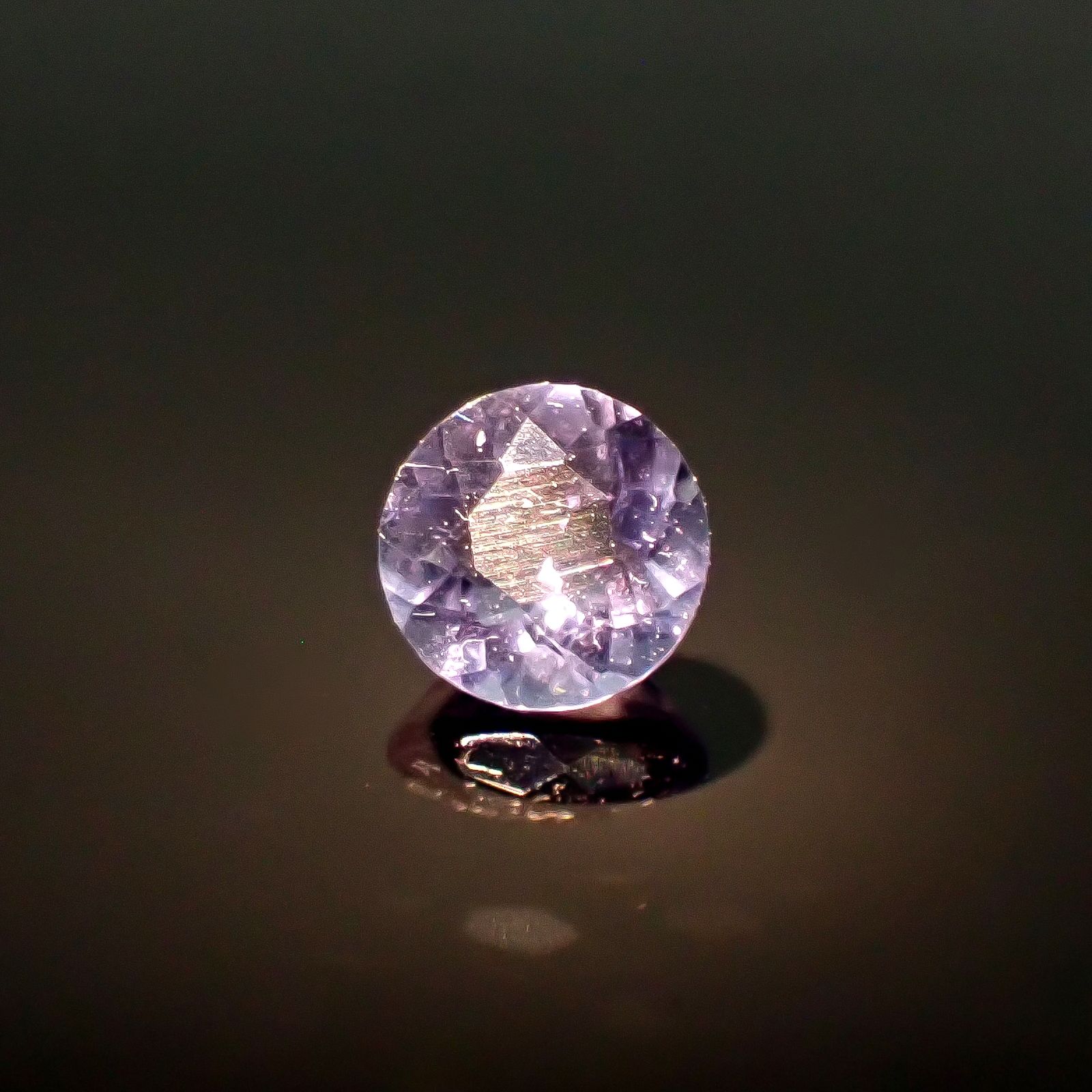 カラーチェンジフローライト ブラジル産 0.53ct[240728466]5.1x5.1mm前後
