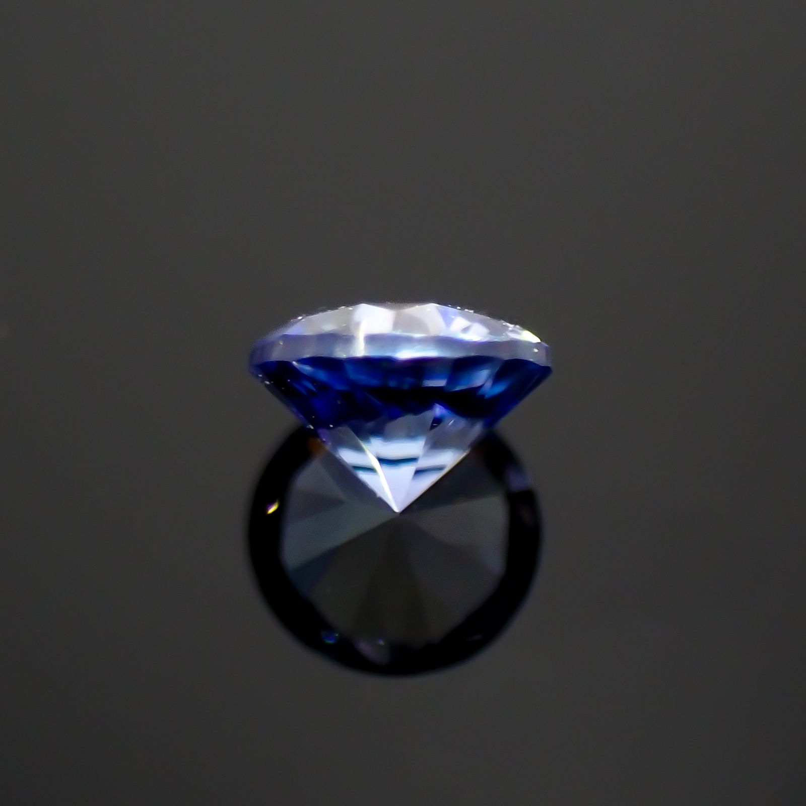 ベニトアイト アメリカ・カリフォルニア州産 0.089ct[230823217]2.6x2.6mm前後