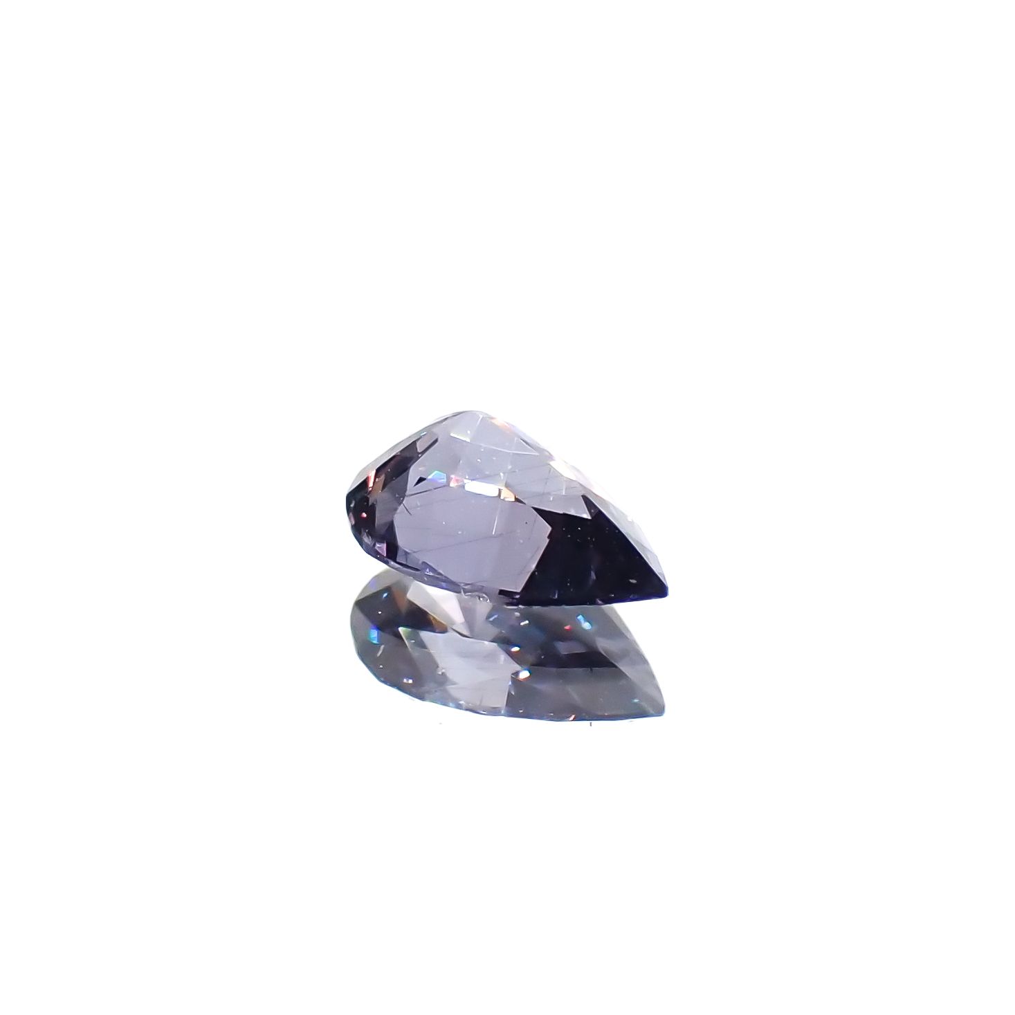 ベキリーブルーガーネット（カラーチェンジガーネット アレキタイプ） マダガスカル・ベキリー産 0.37ct[240125481]5.5x3.7mm前後