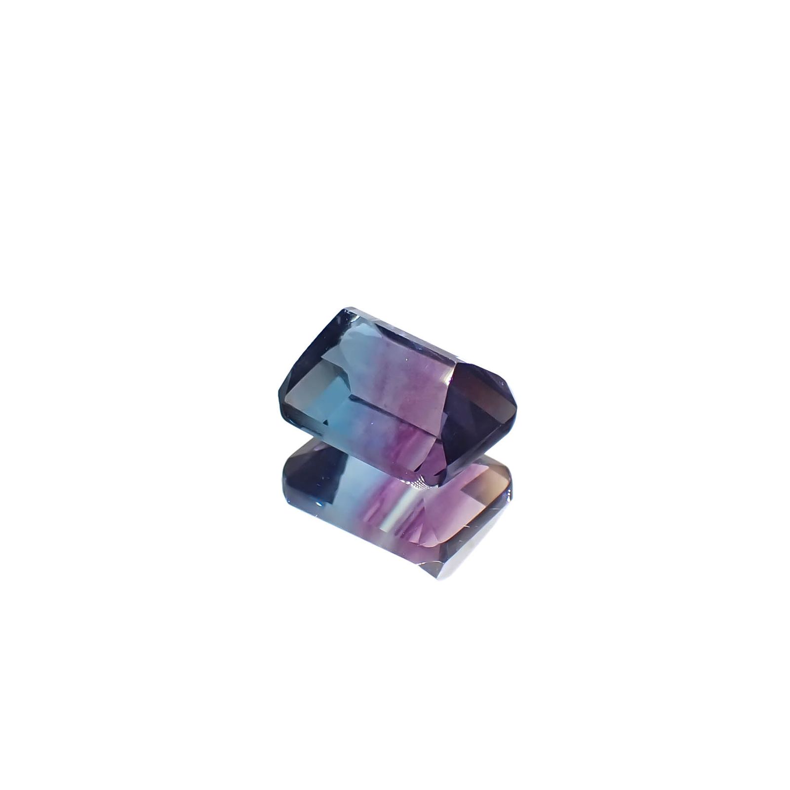パーティカラーフローライト フルオレッセンス ブラジル産 3.30ct[240828646]8.9x6.9mm前後