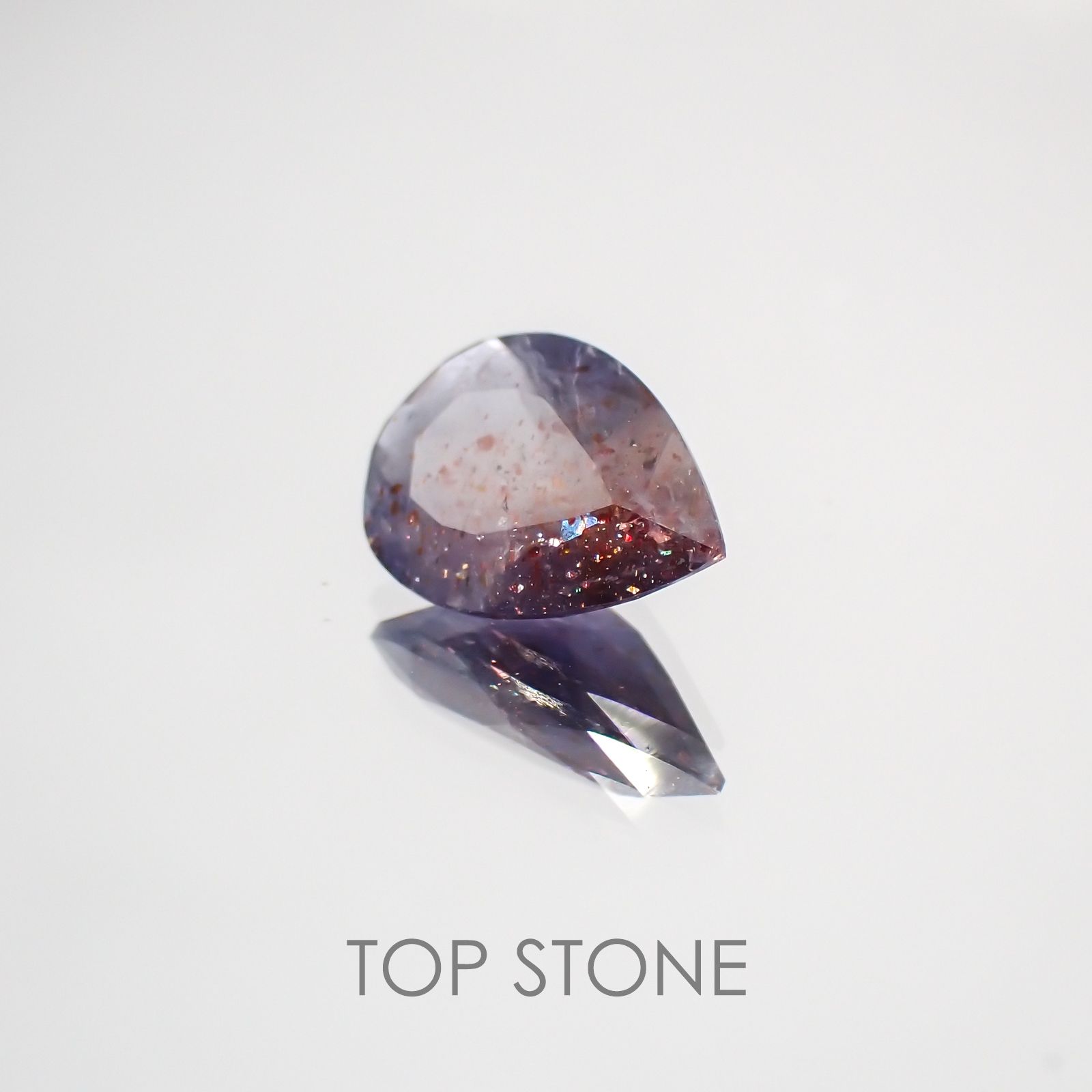 ブラッドショットアイオライト インド産 ルース 0.88ct[210310449]8.7×6mm前後