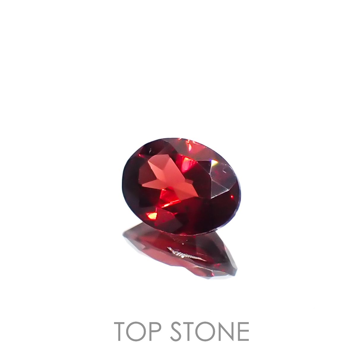 パイラルスパイトガーネット モザンビーク産 1.42ct[230119841]8.1x6.1mm前後