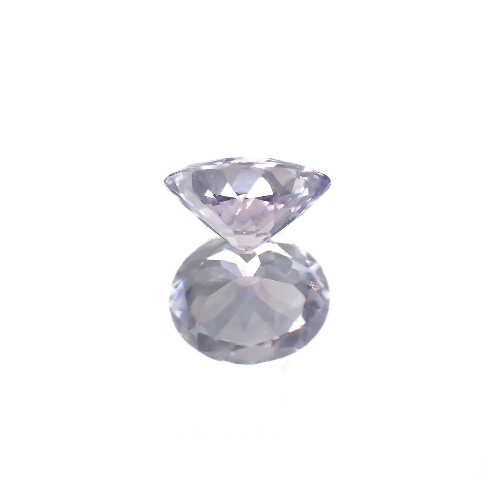 ラベンダーサファイア(宝石名サファイア)スリランカ/マダガスカル産 0.61ct 識別済[250817482]5.8x4.9mm前後