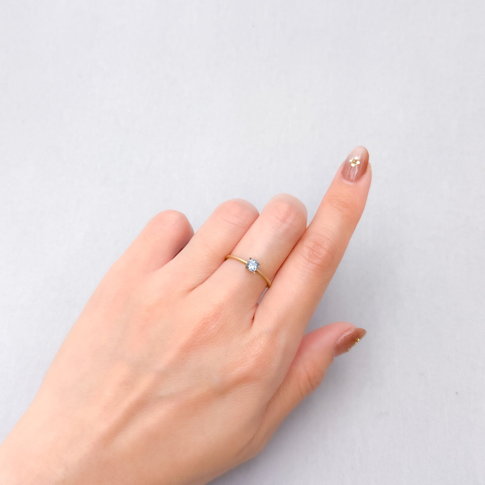 アクアマリン サンタマリアカラー ナイジェリア産 0.23ct [250329945]4x4mm前後