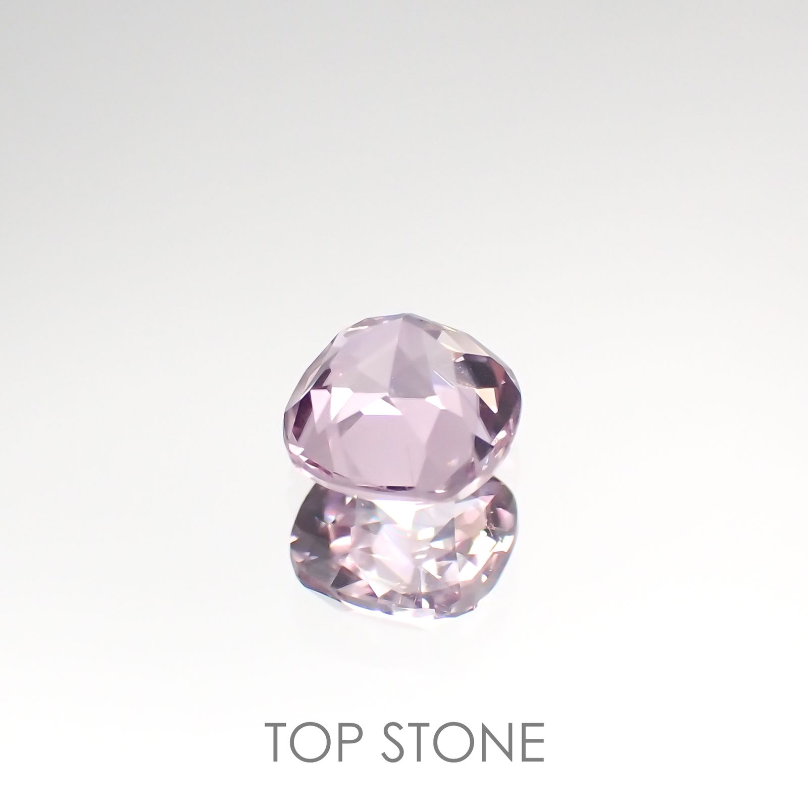 ピンクダイアスポア(宝石名ダイアスポア) アフガニスタン産 0.732ct ソ付(日独)[210912423]5.3×5.1mm前後