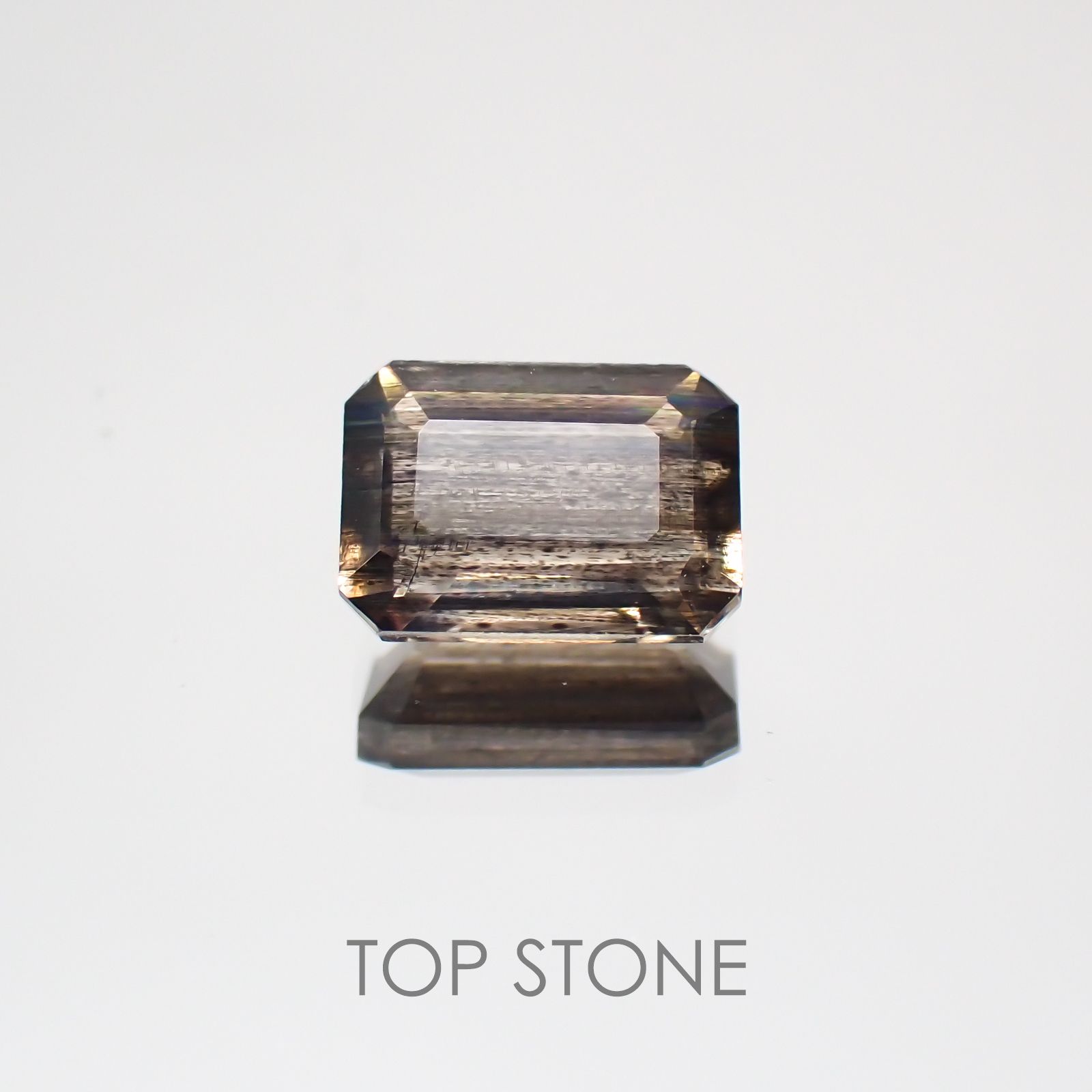 レインボースキャポライト ブラジル産 ルース 0.89ct[210310343]7×5mm前後
