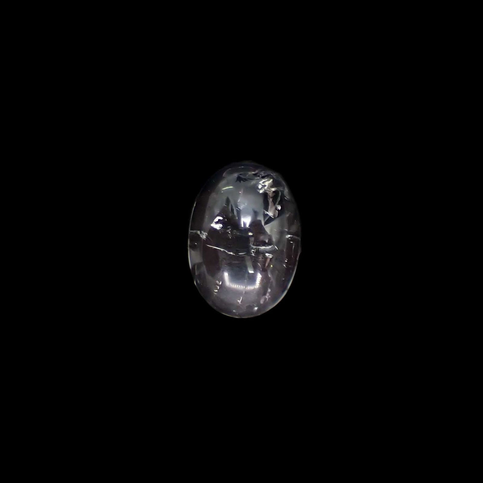 フローライト フルオレッセンス(宝石名フルオライト)イギリス・ロジャリー鉱山産 識別済 1.99ct / 9.3x6.8mm前後 [211113765]