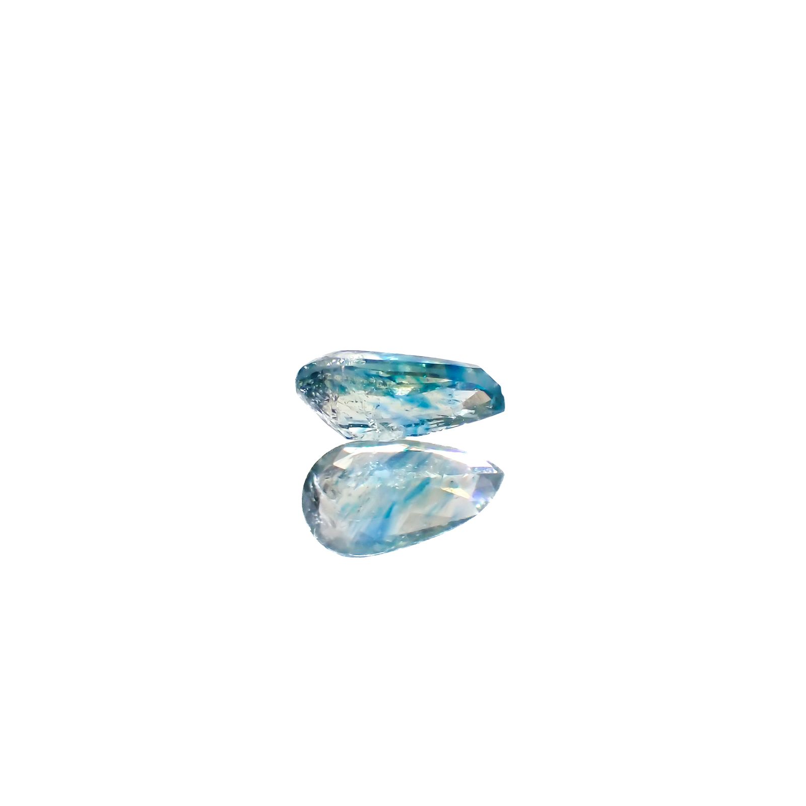 ユークレース ジンバブエ産 0.15ct[231224472]4.7x2.7mm前後