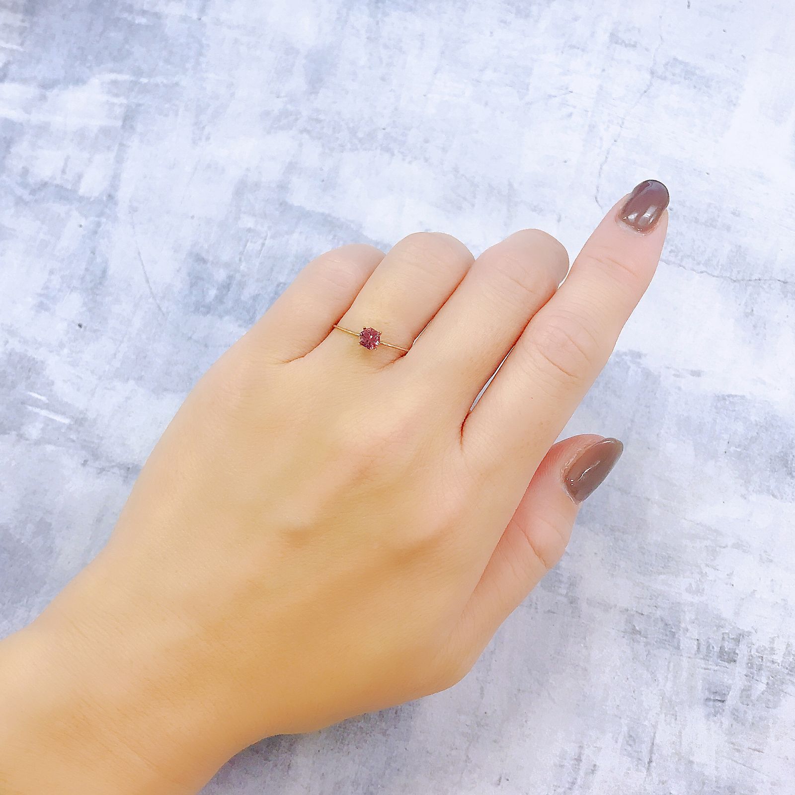 ◇ヘキサゴンカット◇カラーシフトマラヤガーネットSA(宝石名ガーネット)タンザニア産 0.37ct 識別済[220918042]4.1x4.1mm前後