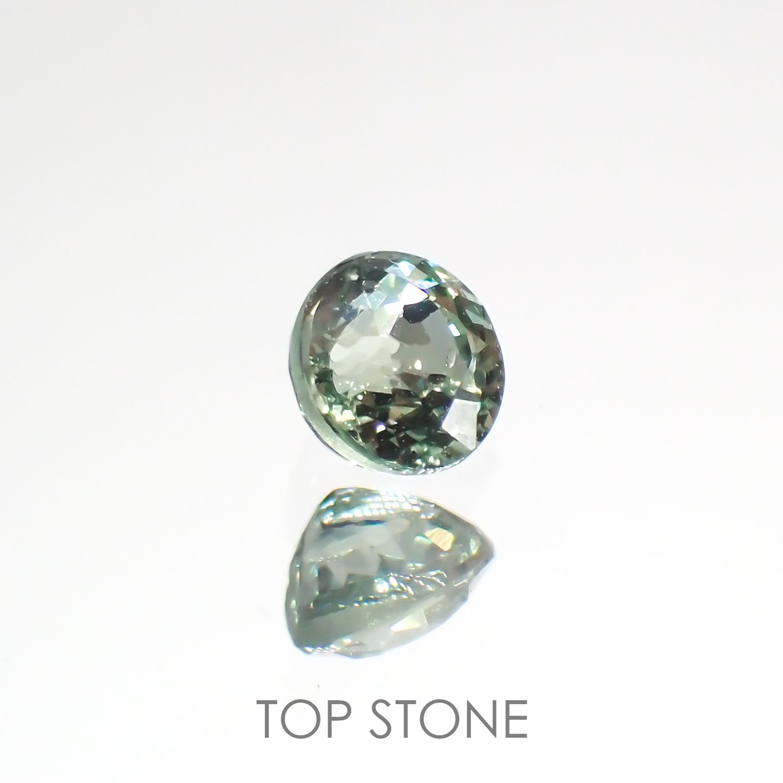 グリーンクリソベリル(宝石名クリソベリル)スリランカ/マダガスカル産 0.22ct 識別済[220114466]3.2x3.2mm前後