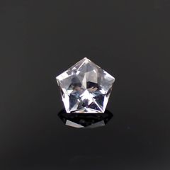 ◇カスタムペンタゴンカット◇ゴッシェナイト(宝石名ゴッシェナイト)ブラジル産 0.54ct 識別済[221219391]5.3x5.7mm前後