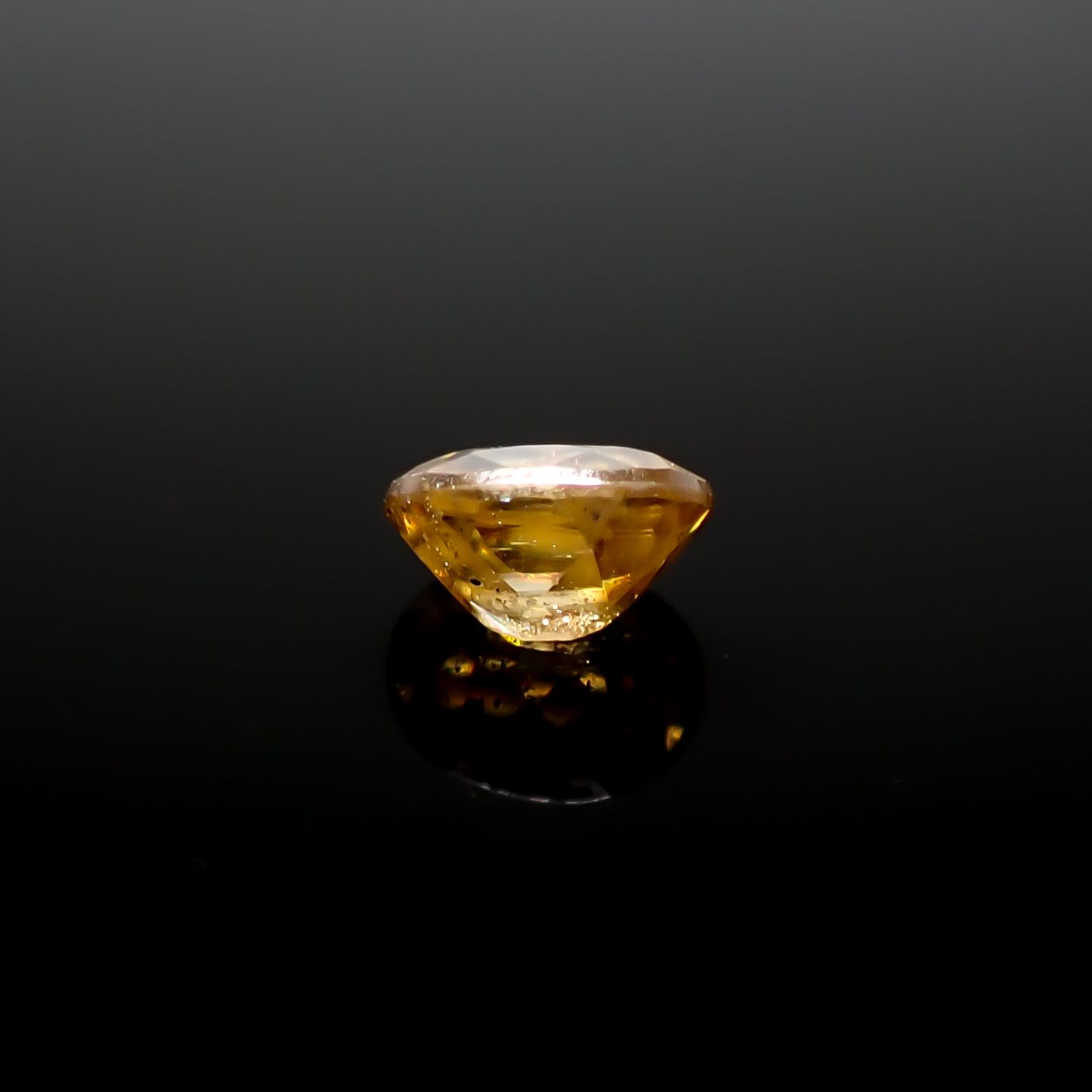 アナテース(宝石名アナテース)ブラジル産 0.544ct ソ付(日独)[240728563]5.26x4.11mm前後