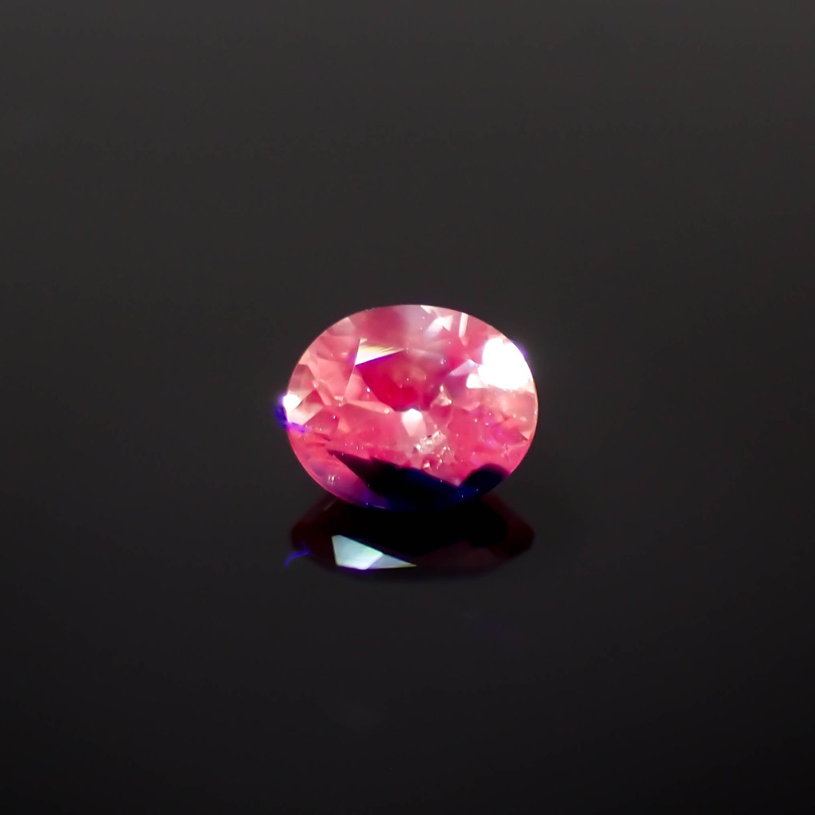 ウィンザーサファイア タンザニア・ウィンザー産 0.35ct[230521971]4.5x3.7mm前後