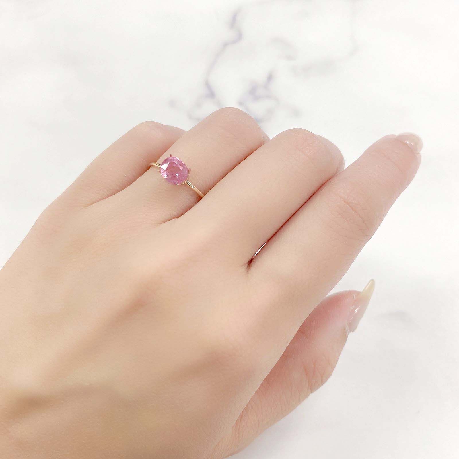 ピンクスピネル(宝石名ピンク・スピネル)タンザニア産 1.327ct ソ付(彩珠)[230722567]6.6x5.8mm前後