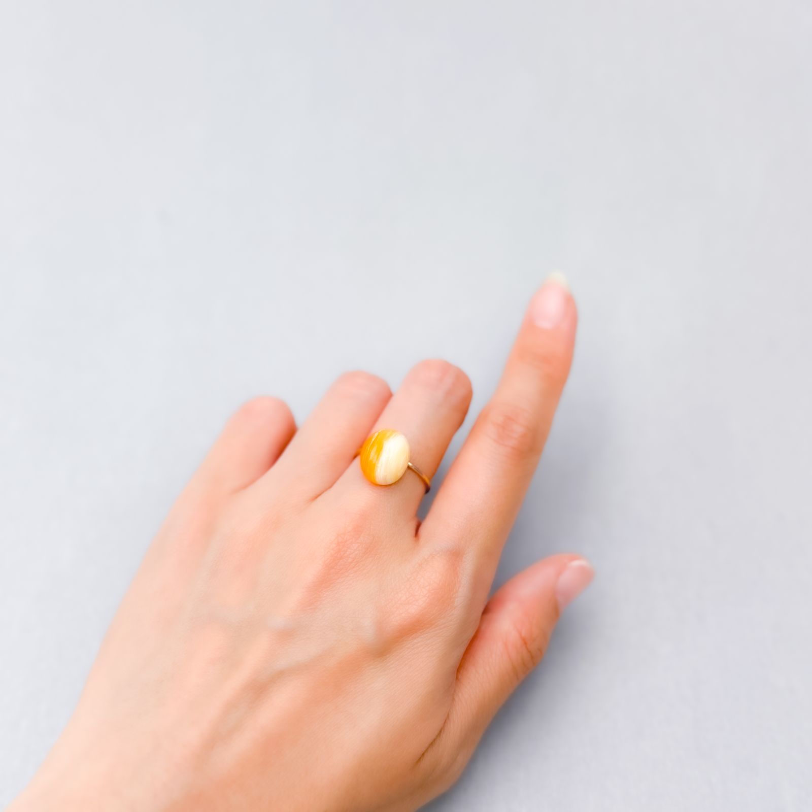 北海道オパール 北海道河東郡鹿追町然別産 5.45ct [250530397]12.2x10.4mm前後