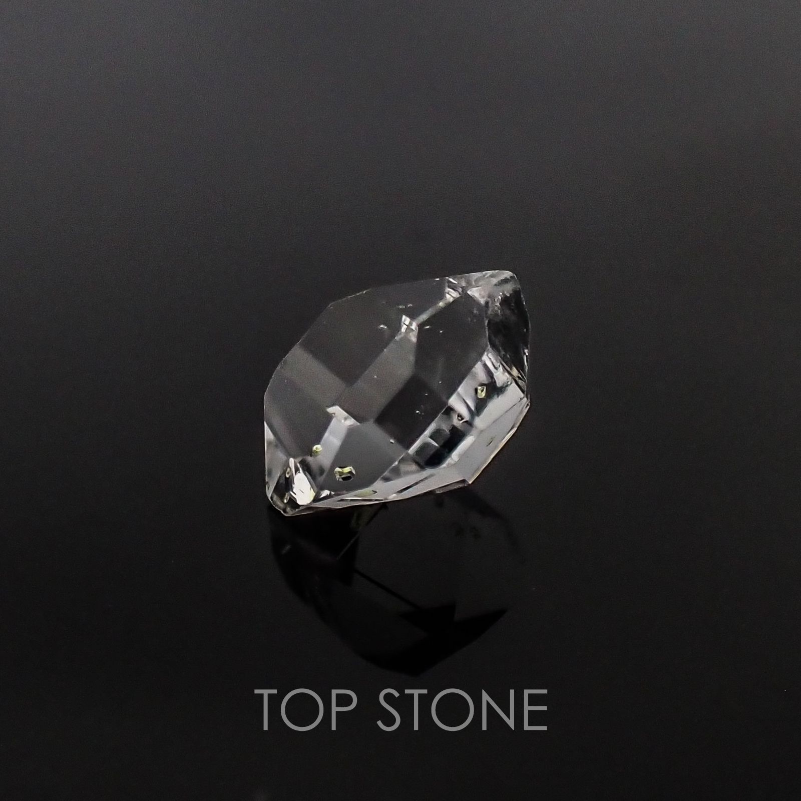 オイルインクォーツ パキスタン産 原石・結晶 2.5ct[20127542]10.2×7.6mm前後