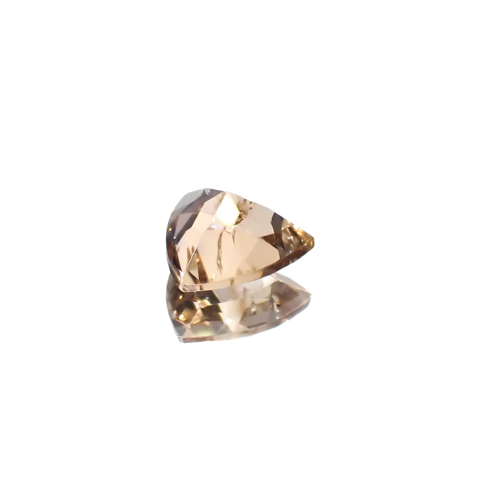 アキシナイト(宝石名アキシナイト)パキスタン産 0.73ct 識別済[231224650]6.2x6.2mm前後
