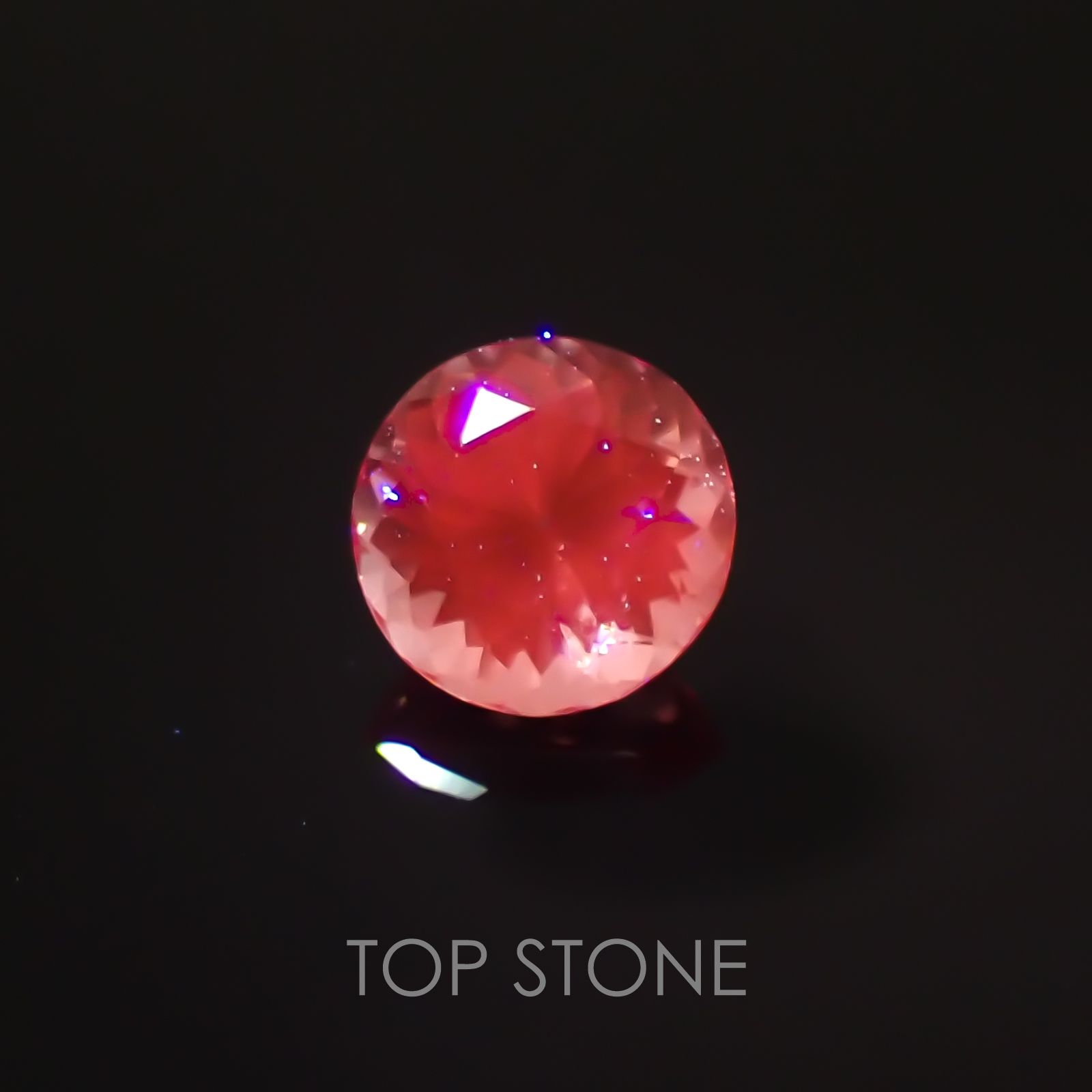 ホットピンクスピネル ビルマ産 ルース 0.36ct[210610009]4.2×4.2mm前後