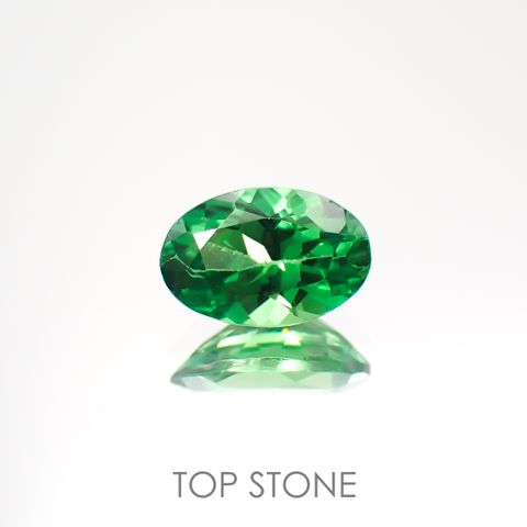ツァボライト(宝石名ガーネット)タンザニア産 0.48ct 識別済[221018722]6x4mm前後