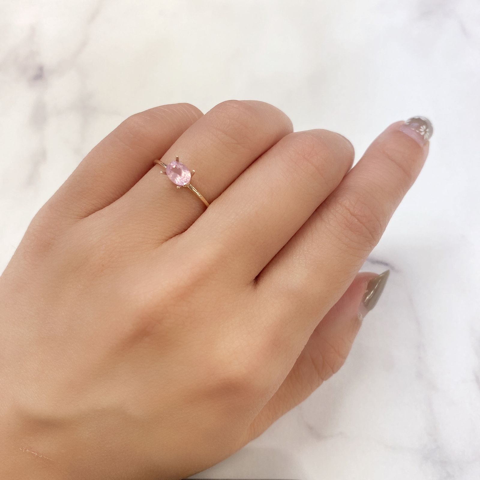 シルキーピンクスピネル(宝石名ピンク・スピネル) タンザニア産 0.58ct 識別済[210812906]5.8×4.2mm前後