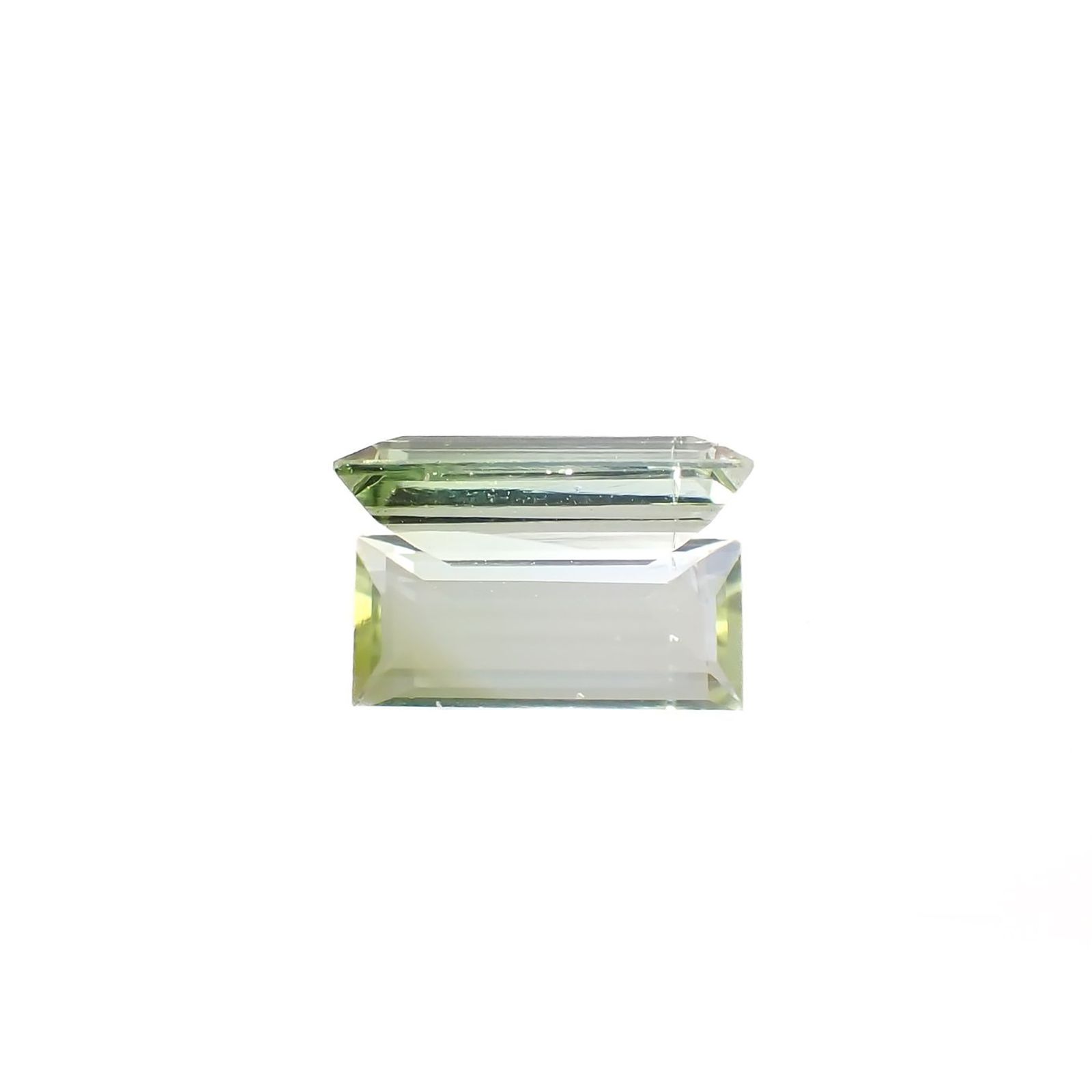バイカラートルマリン コンゴ民主共和国産 1.76ct[230220535]11.2x4.9mm前後