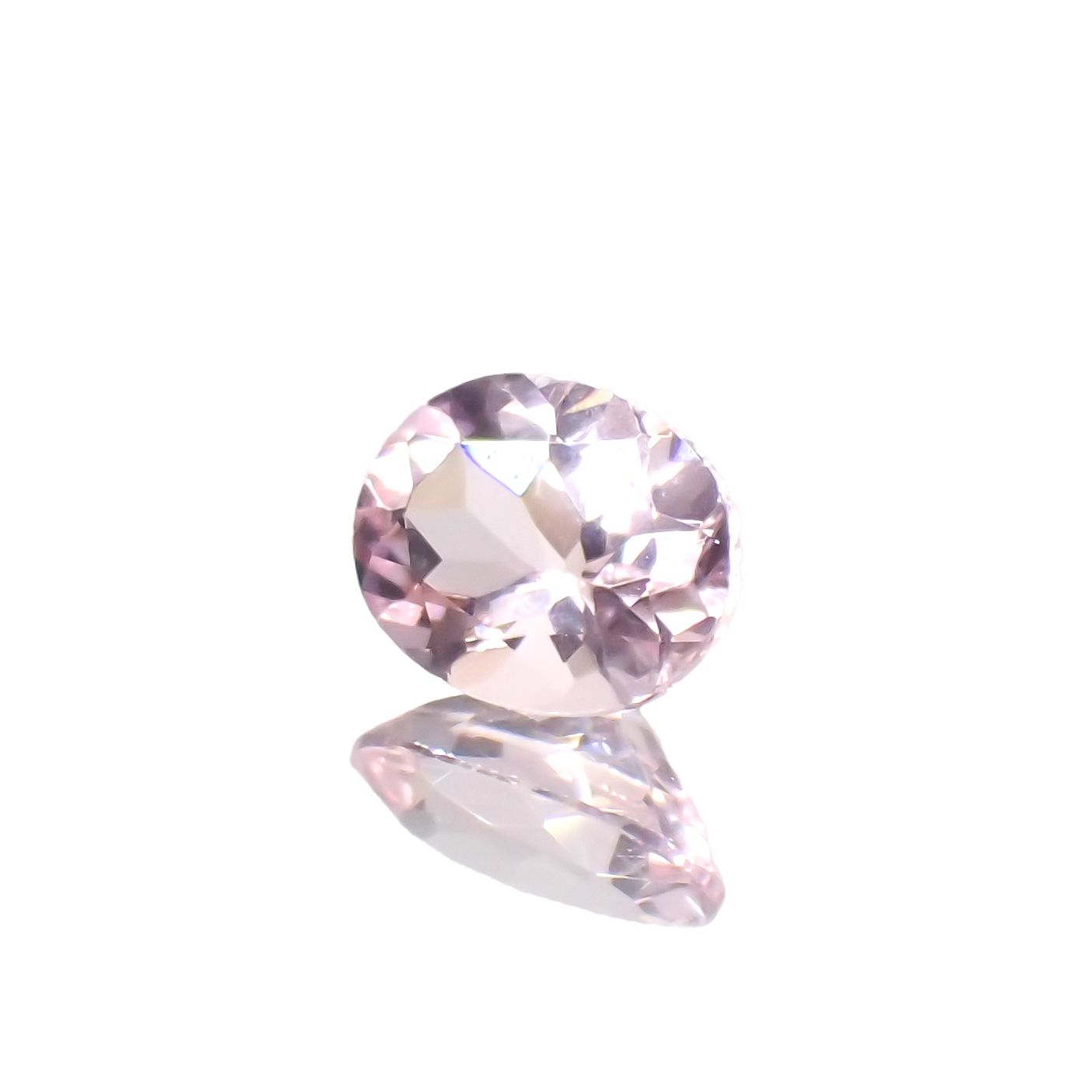 モルガナイト モザンビーク産 0.28ct[230923354]5.1x4mm前後