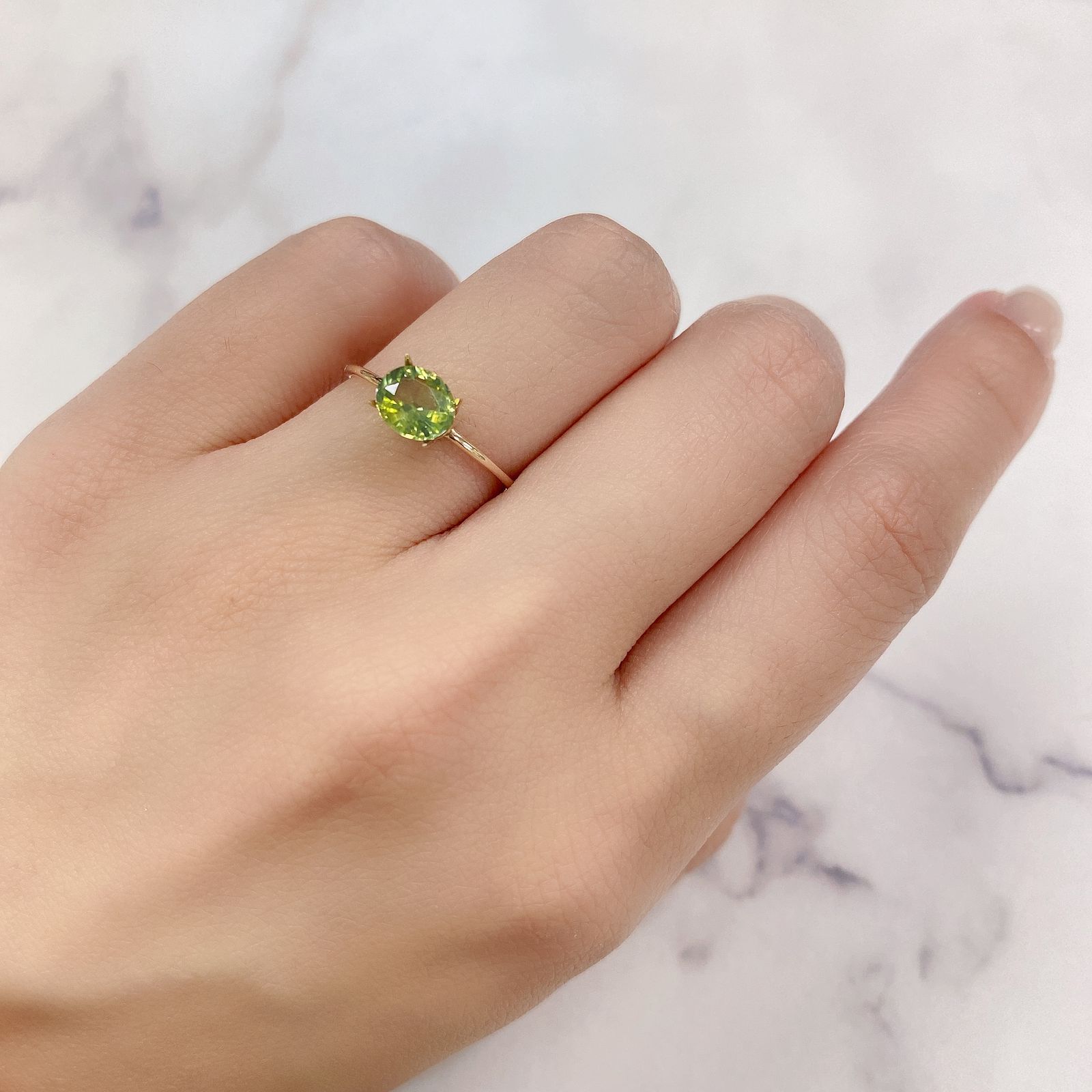 グリーンジルコン(宝石名ジルコン) スリランカ・カンボジア産 1.19ct 識別済[21038614]6.5×5.9mm前後