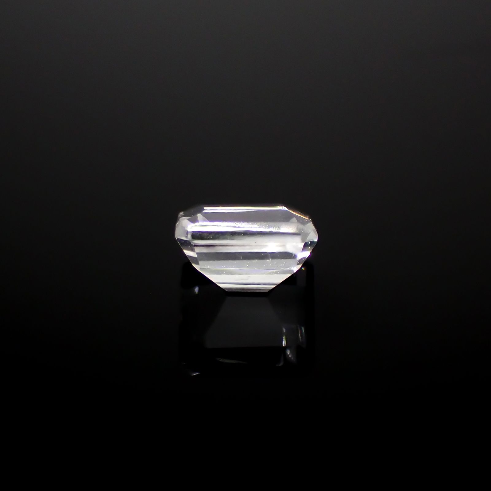 フェナカイト ブラジル産 0.81ct[240226273]5.4x5.1mm前後