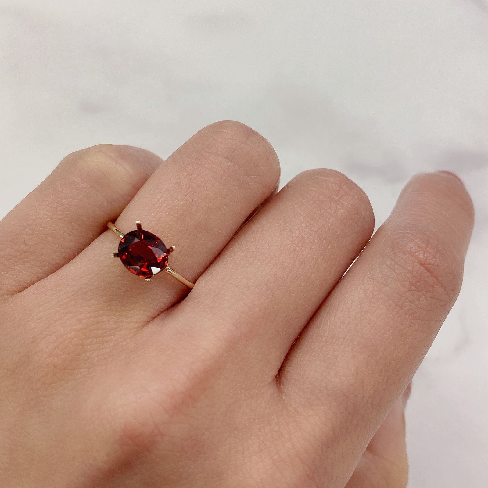 アルマンディンスペサルティンガーネット(宝石名アルマンディン スペサルティン・ガーネット) マダガスカル産 1.83ct 識別済[20073707]7.5×6.5mm前後
