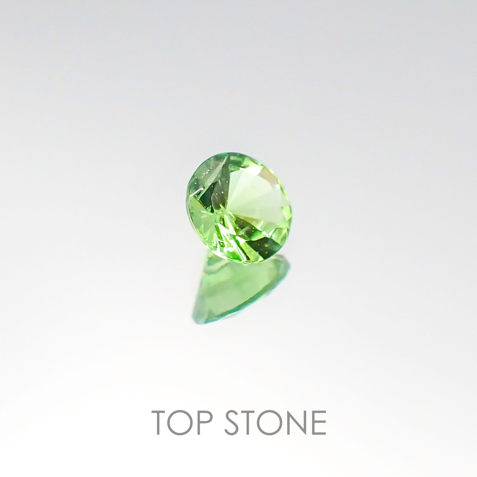 ミントガーネット ケニア産 ルース 0.23ct[20096105]3.8×3.8mm前後