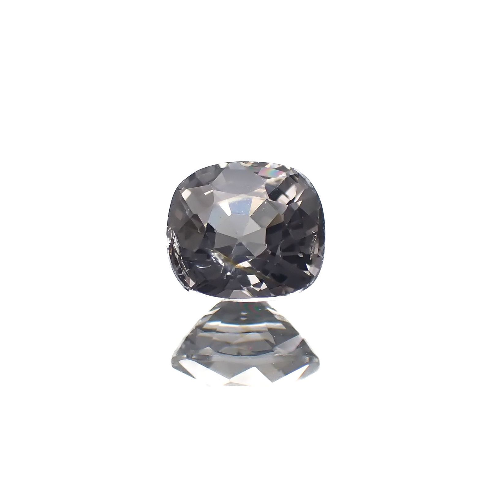 グレースピネル(宝石名スピネル)ビルマ/マダガスカル産 0.89ct 識別済[220817557]5.8x5.2mm前後
