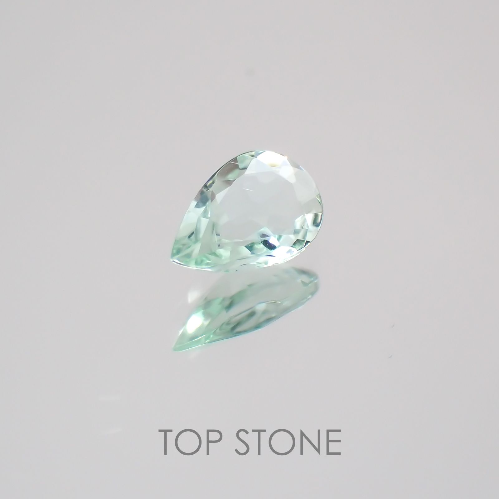 ミントベリル(宝石名グリーン・ベリル) ブラジル産 0.16ct 識別済[21059710]5.2×3.4mm前後
