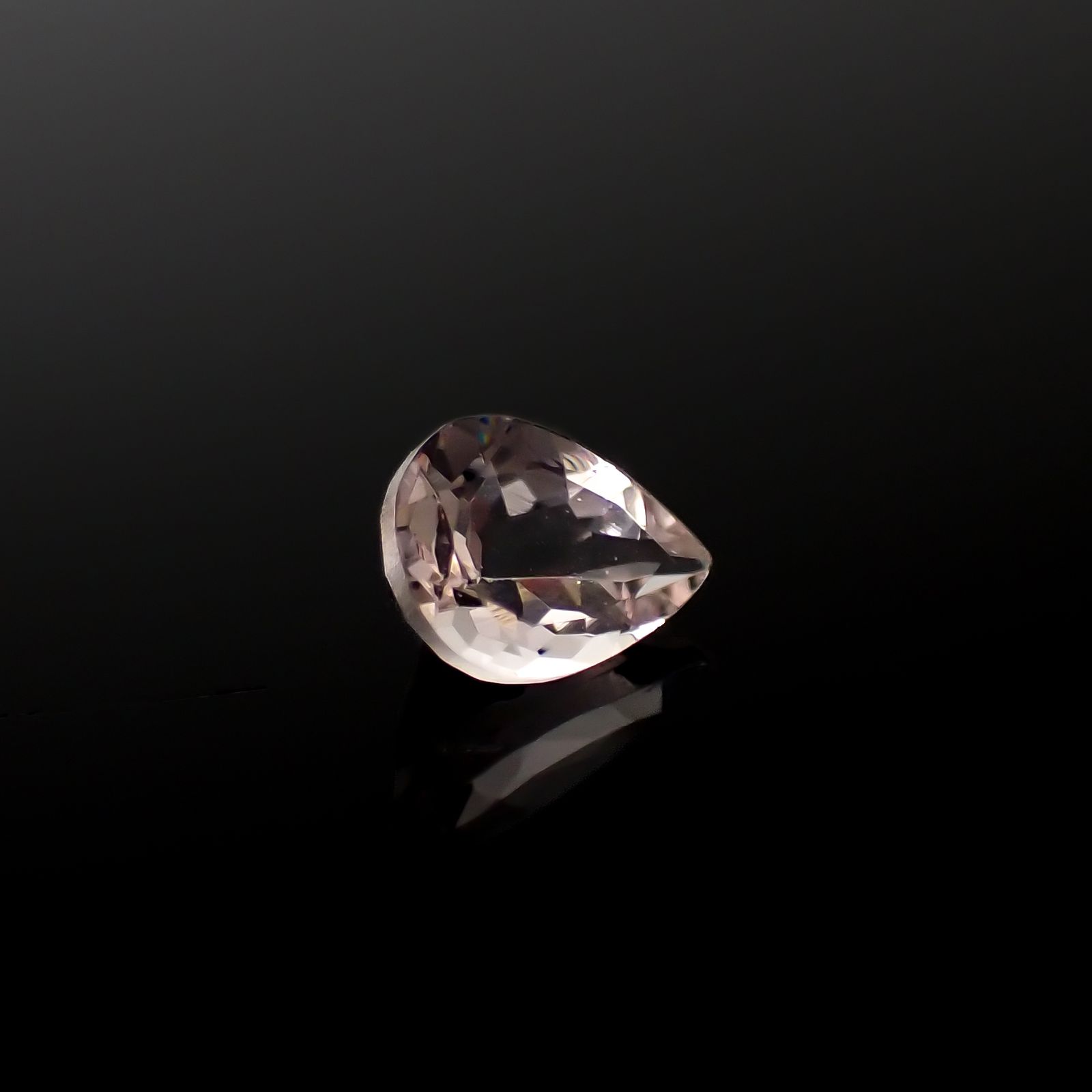 モルガナイト ブラジル産 0.67ct[240326768]7x4.9mm前後