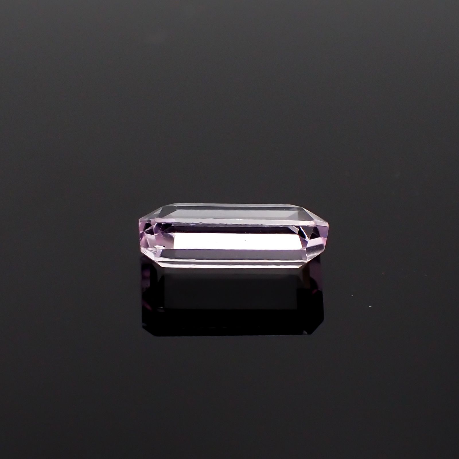 クンツァイト(宝石名クンツァイト)アフガニスタン産 1.55ct 識別済[231023870]9.5x5.5mm前後