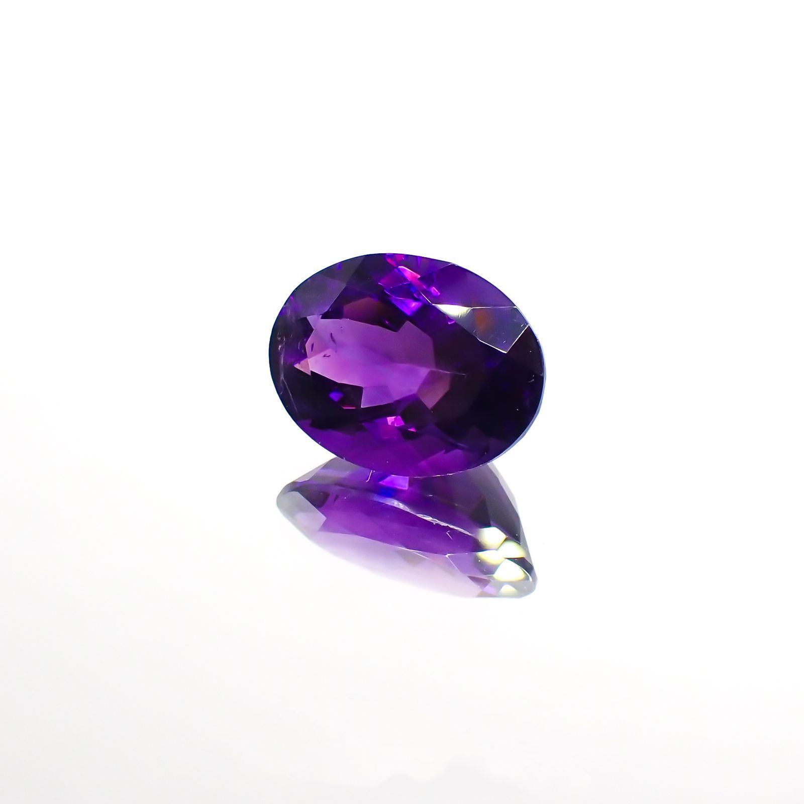 カラーシフトアメジスト(宝石名アメシスト)ブラジル/ウルグアイ産 8.92ct 識別済[220113953]16x11.9mm前後