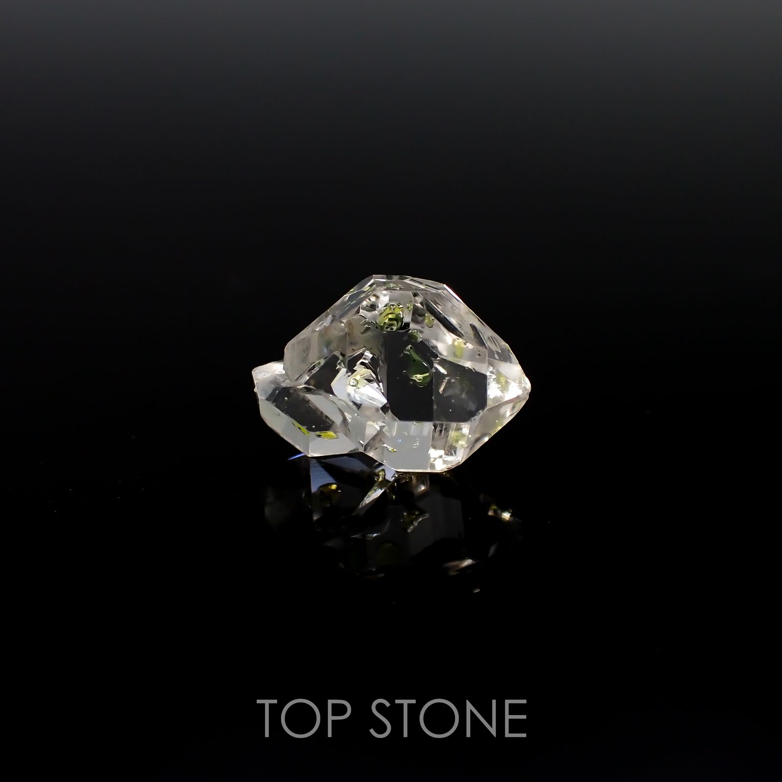 オイルインクォーツ 原石 パキスタン産 3.11ct[220917866]12.1x8.2mm前後