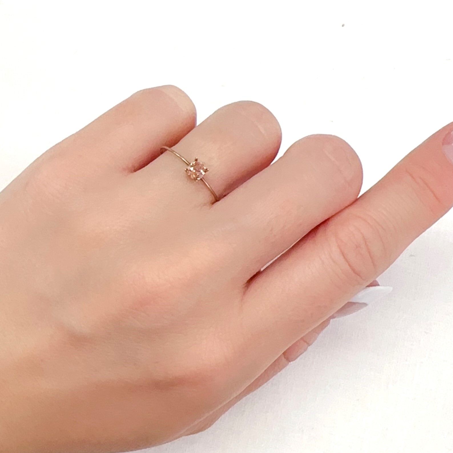 アンダリュサイト(宝石名アンダリュサイト)スリランカ/マダガスカル産 0.25ct 識別済[231225231]4x4mm前後