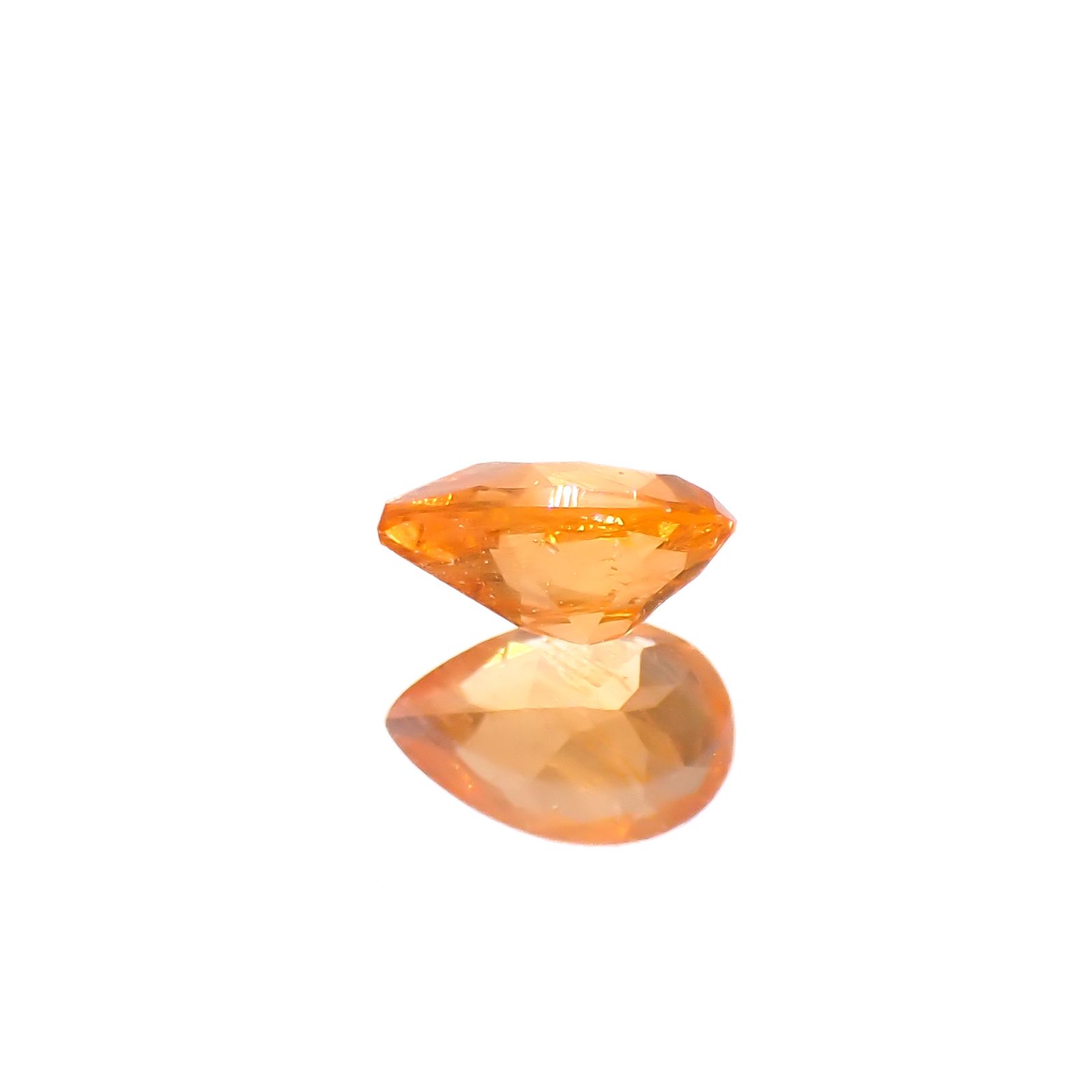 マンダリンガーネット マダガスカル産 0.31ct[240628216]4.9x3.2mm前後