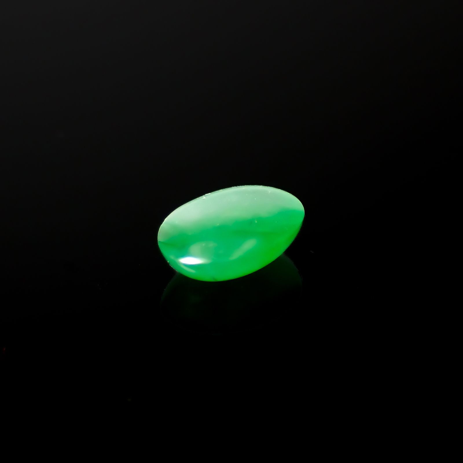 翡翠 ビルマ産 0.61ct[240326953]6.3x4.6mm前後