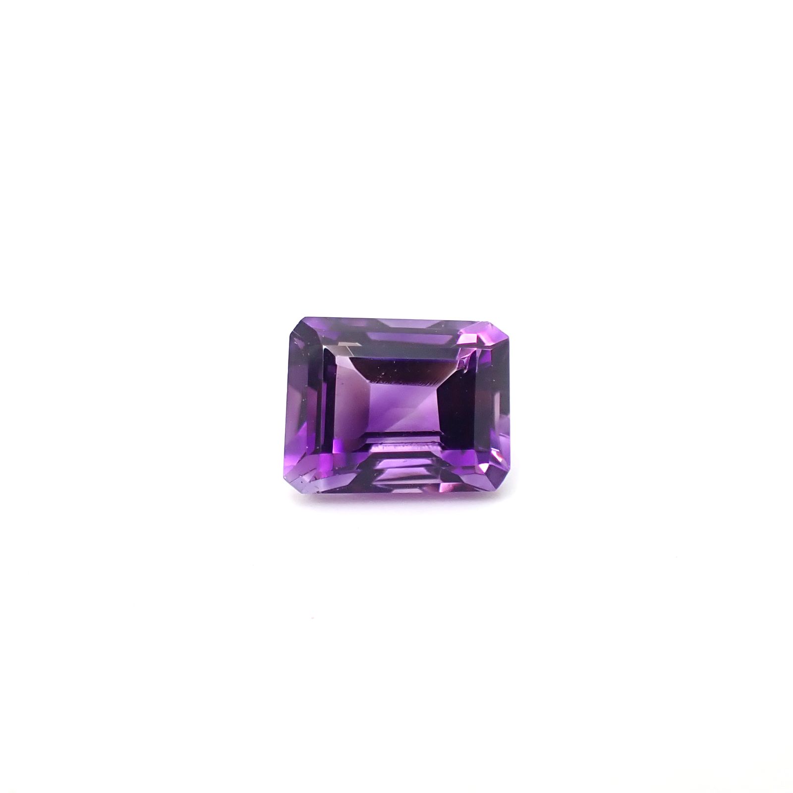 カラーシフトアメジスト ブラジル/ウルグアイ産 3.26ct / 9.9x8.1mm前後 [260131635]