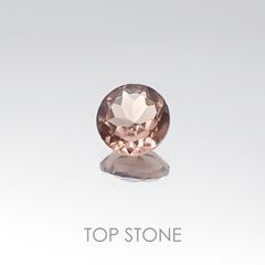 カラーチェンジマラヤガーネット タンザニア産 ルース 0.57ct[20106083]5.1×5mm前後