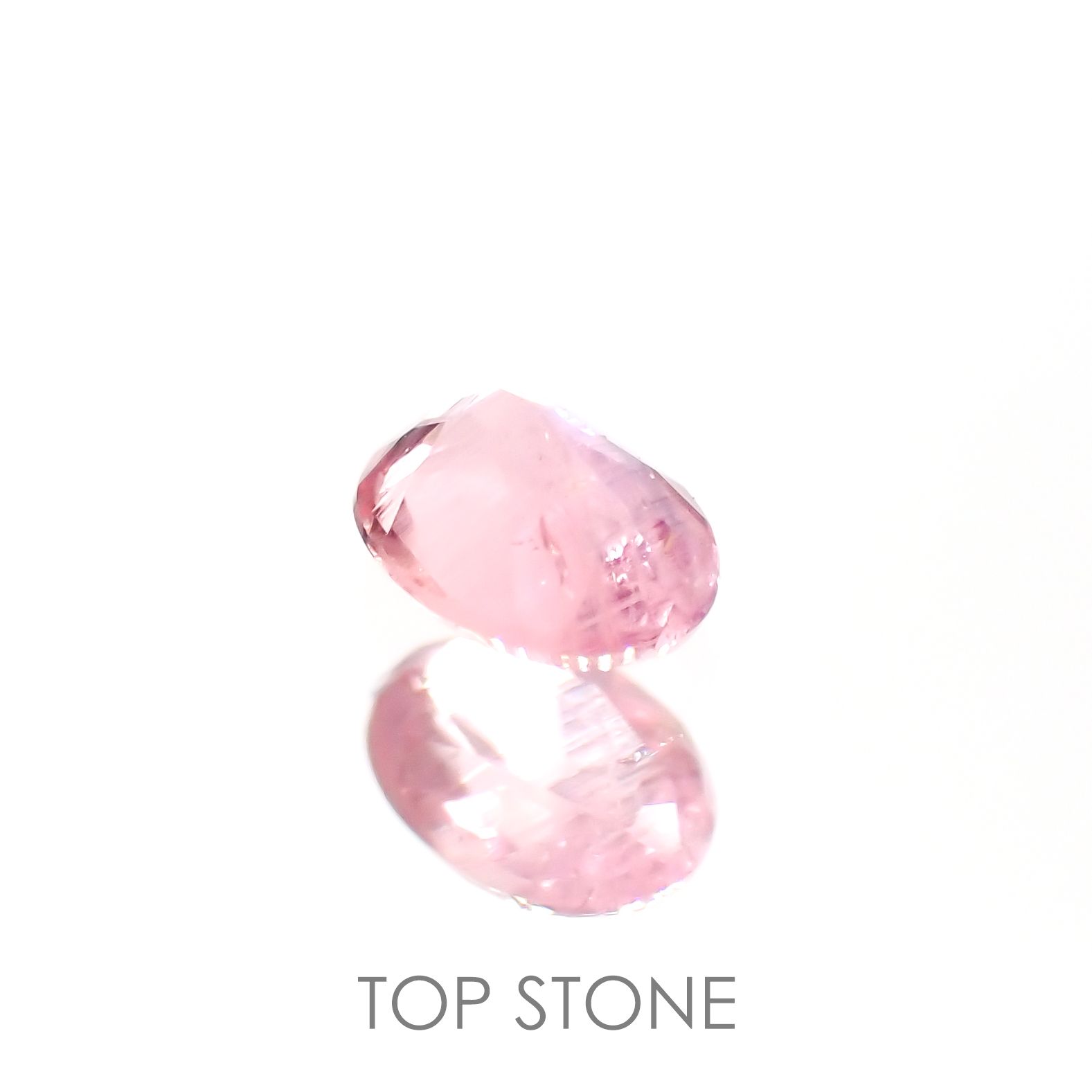 ペツォッタイト(ラズベリル)(宝石名ペツォッタイト) マダガスカル産 0.127ct ソ付(彩珠)[210812619]3.6×2.6mm前後