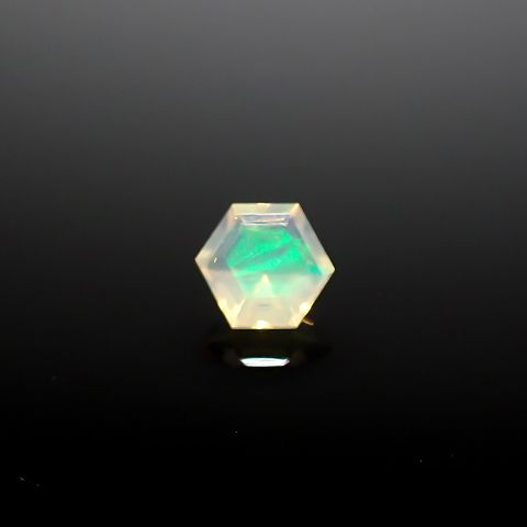 ◇ヘキサゴンカット◇エチオピアオパール エチオピア産 0.13ct[240226210]3.8x3.6mm前後