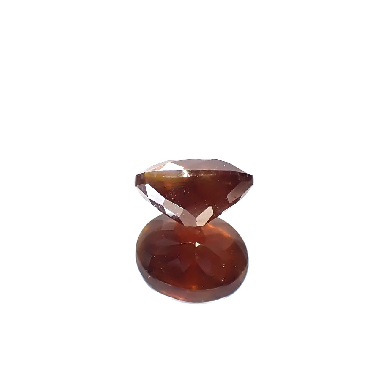 レインボーガーネット 日本・奈良県産 1.65ct [250129674]7.6x6.3mm前後