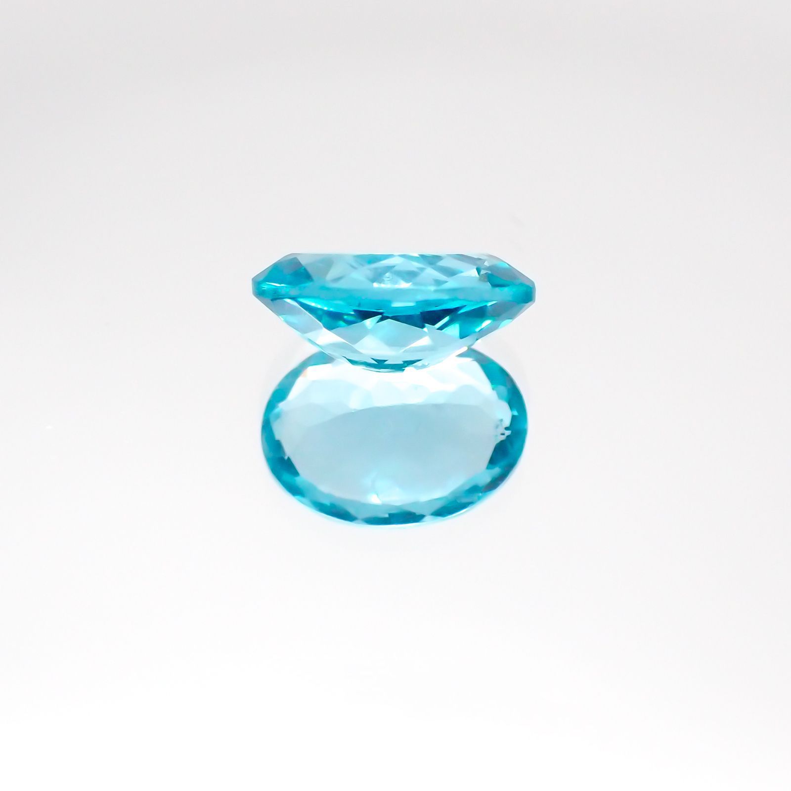 アパタイト(宝石名アパタイト)ブラジル産 1.21ct 識別済[230823193]8.2x6.2mm前後