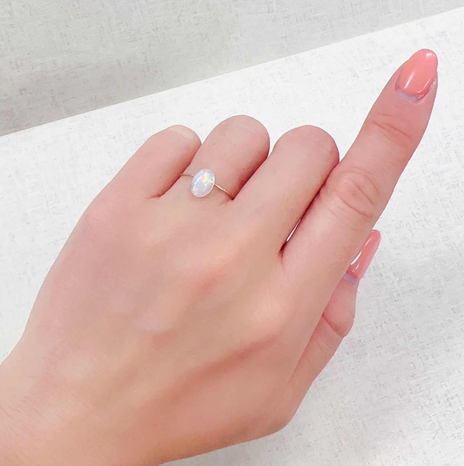 エチオピアオパール エチオピア産 0.88ct[230321044]7.9x6mm前後