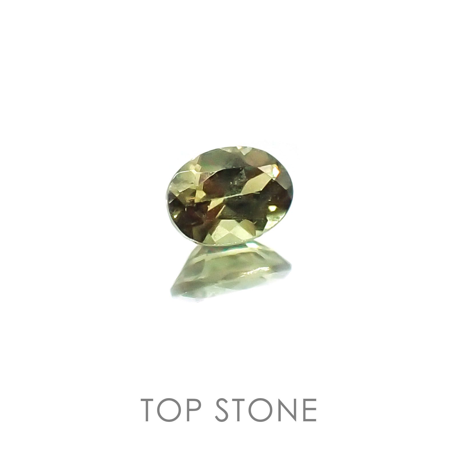 カラーチェンジガーネット タンザニア産 ルース 0.22ct[20095913]4.1×3.1mm前後