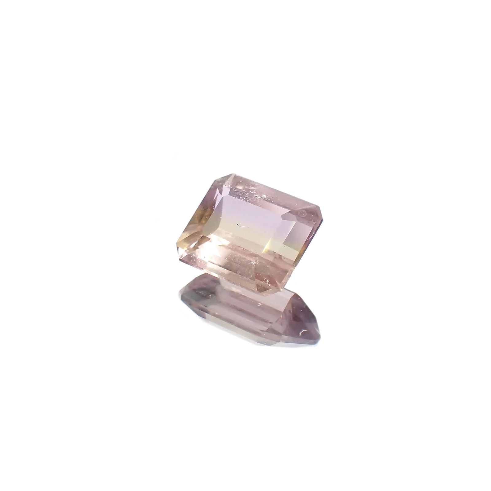 アメトリン ボリビア産 1.36ct [220114627]7.7x6.3mm前後